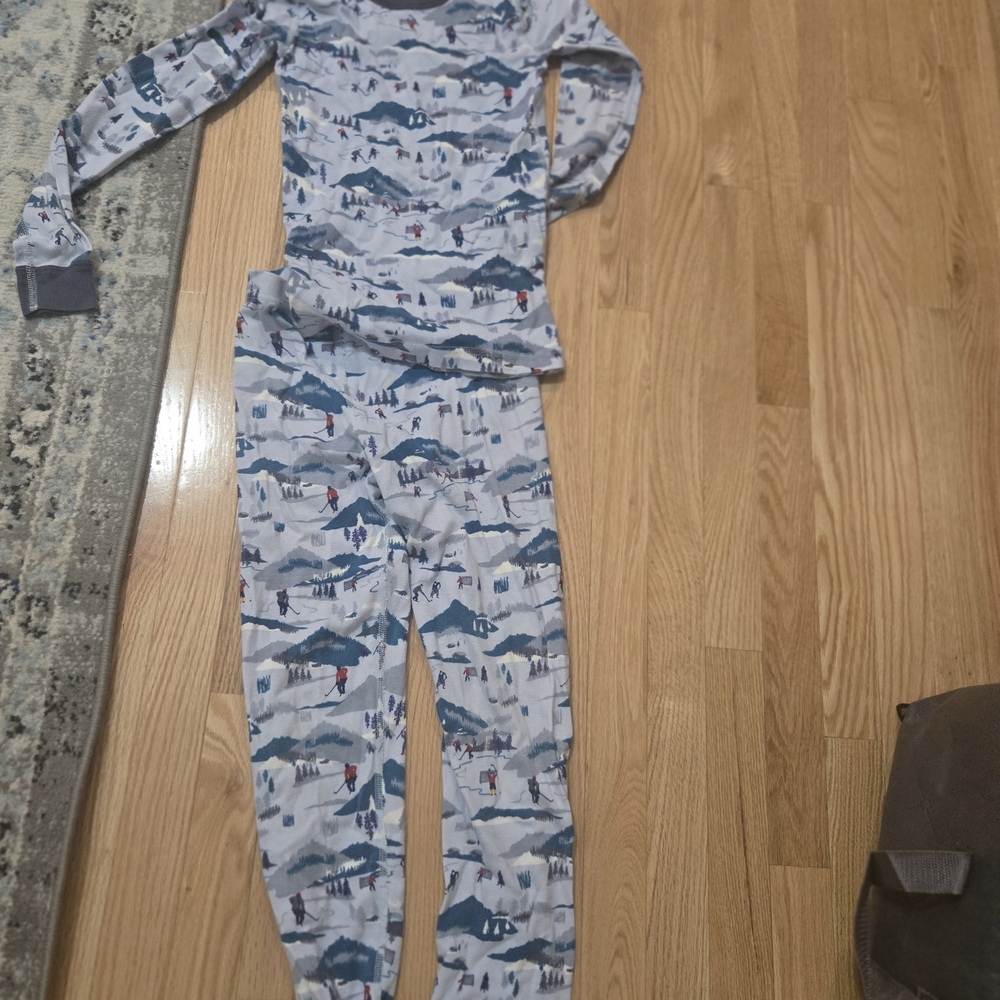 Hanna Andersson  Mountain Pajama Set